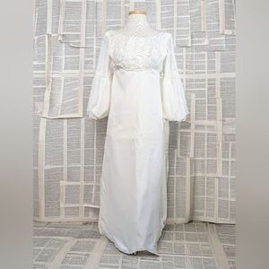 Vintage White Empire Waist leg-of mutton sleeves Lace Dress